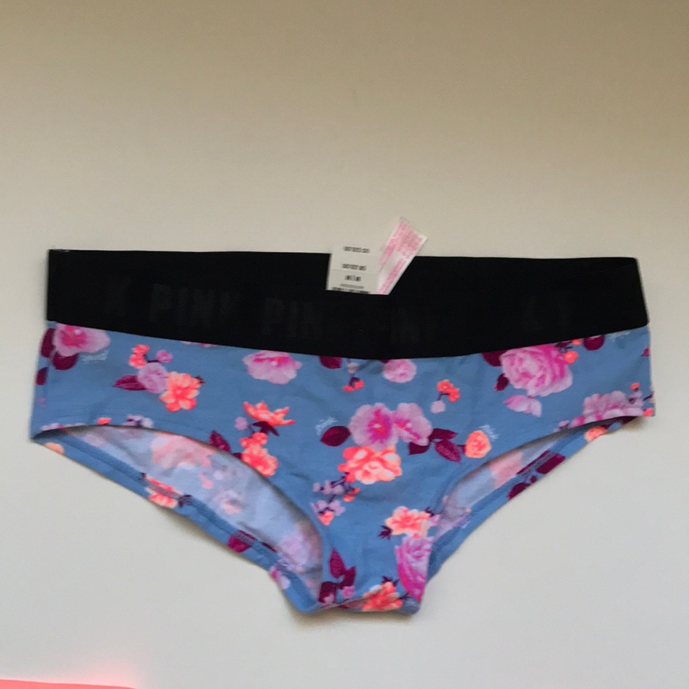 4 Victoria Secret Panties - Medium - BNWT